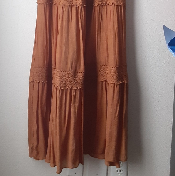 J Gee Women's Rust colored Boho Pheasant Maxi Dress Size Small - Picture 3 of 7